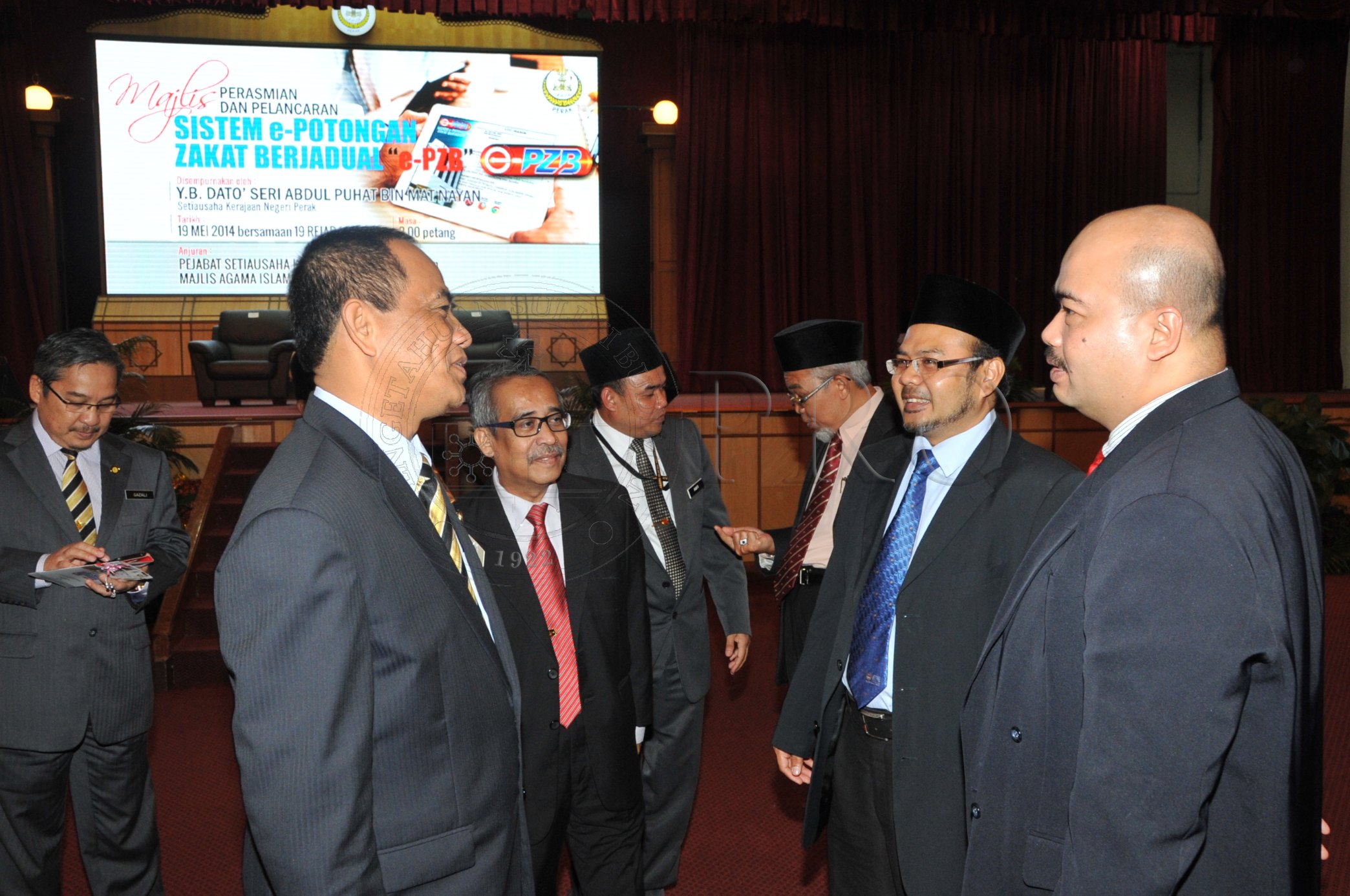 PRO 14 44 EPZB PRO 6200